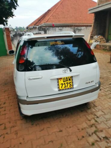 Toyota raum uaw white