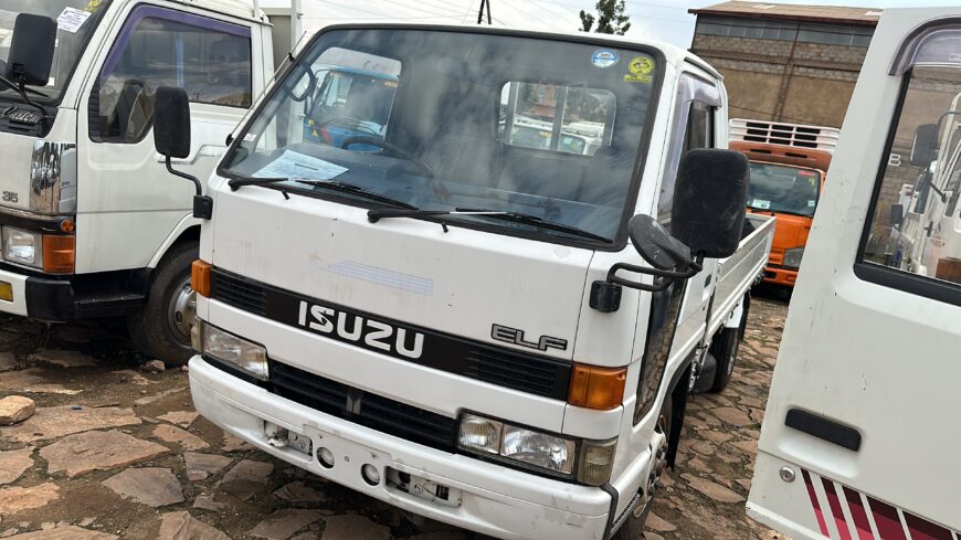 Isuzu elf