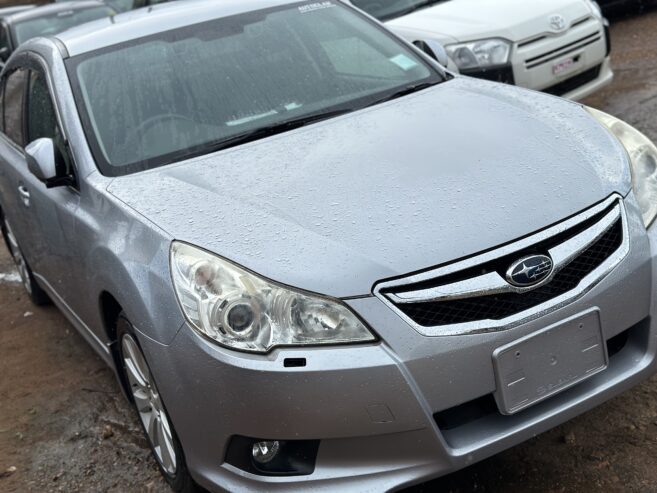Subaru Legacy 2011