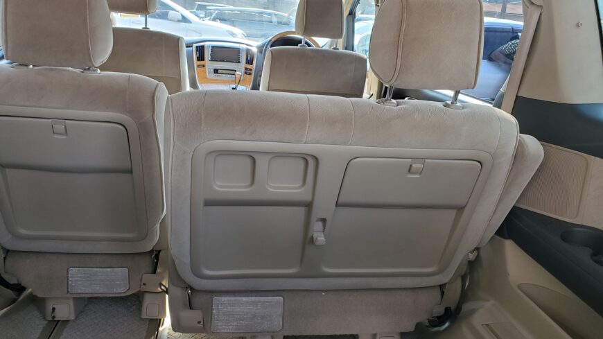 Toyota alphard
