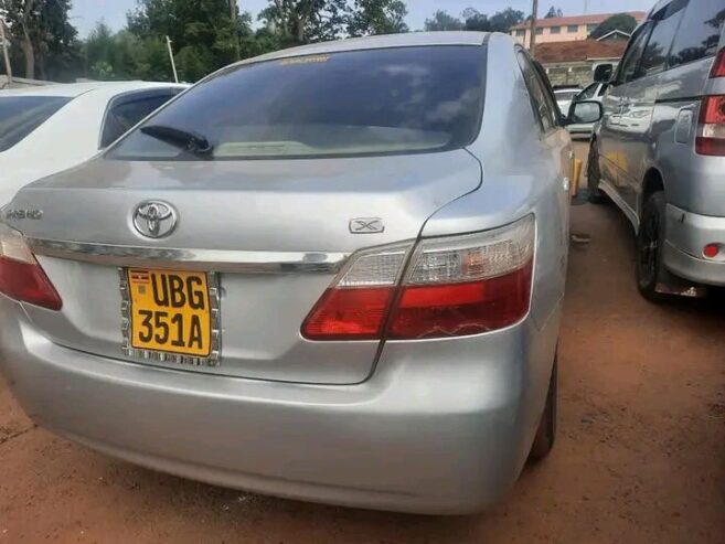 Toyota premio