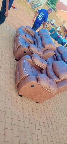 Recliner model six sitter leather it’s available for more details 0702710162/0773527395