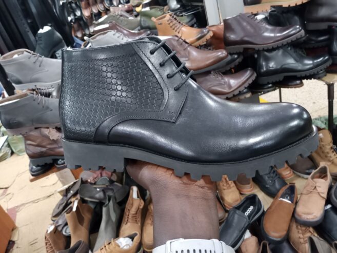 Shoe